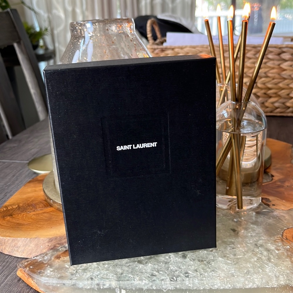 Saint Laurent box